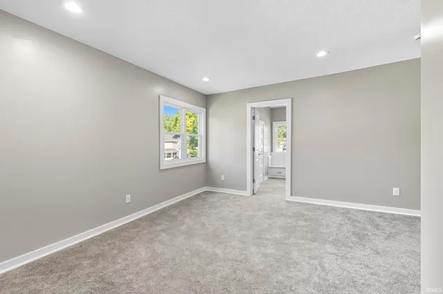 $284,900 | 1040 Delaware Avenue, Fort Wayne, IN 46805