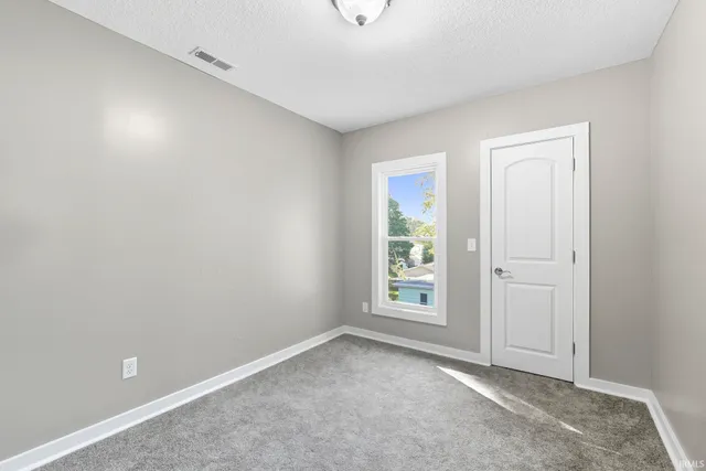 $284,900 | 1040 Delaware Avenue, Fort Wayne, IN 46805