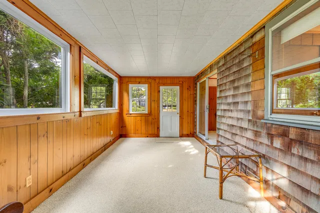 a view of an entryway