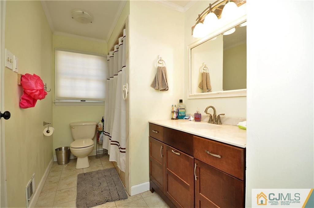 14 Hansen Road Old Bridge, NJ 08857 - Photo 12 of 16 Gallery Image 12