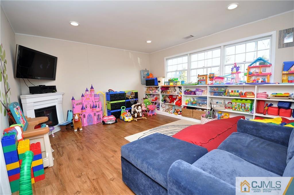 14 Hansen Road Old Bridge, NJ 08857 - Photo 15 of 16 Gallery Image 15
