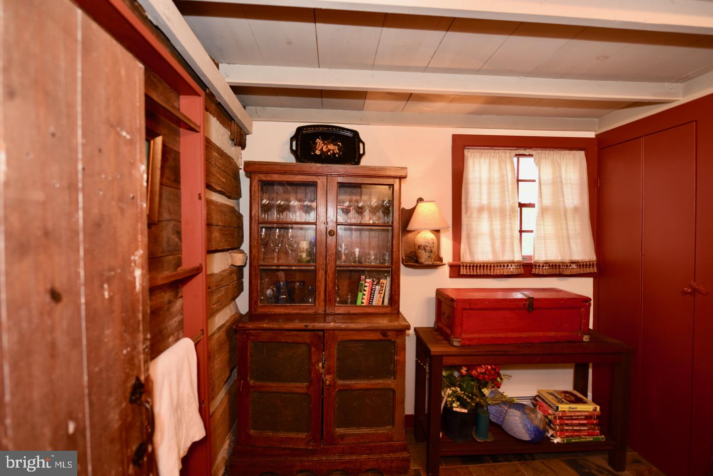 15 Laurel Mills Road Castleton, VA 22716 - Photo 11 of 28 Main Floor Bathroom