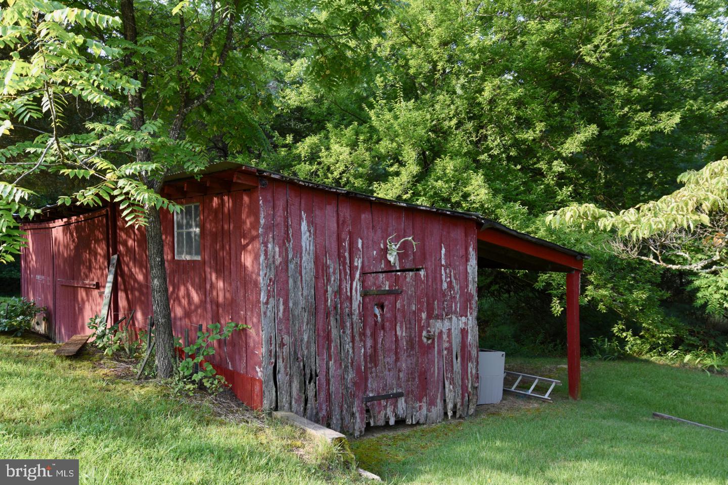 15 Laurel Mills Road Castleton, VA 22716 - Photo 23 of 28 Tractor Shed