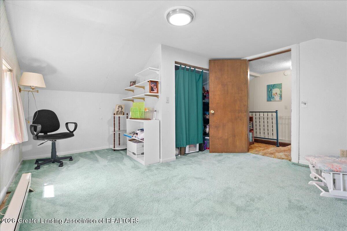 9724 Garrison Road Laingsburg, MI 48848 - Photo 17 of 40 14-Media Jett -12