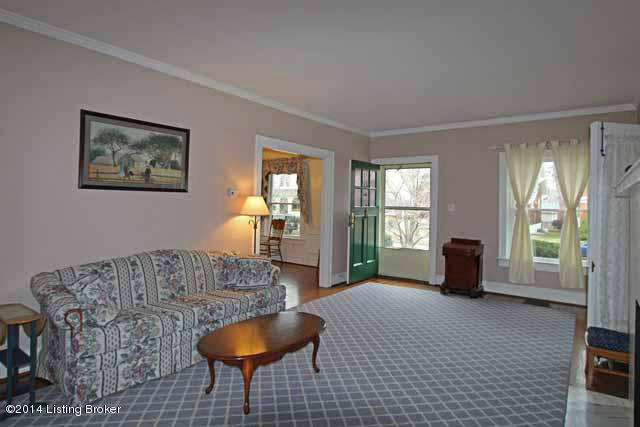 1874 Rutherford Avenue Louisville, KY 40205 - Photo 6 of 37 05 Living Room