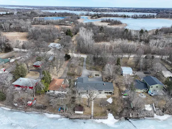 $698,921 | 900 East Lake Brophy Road Northwest, Alexandria, MN 56308