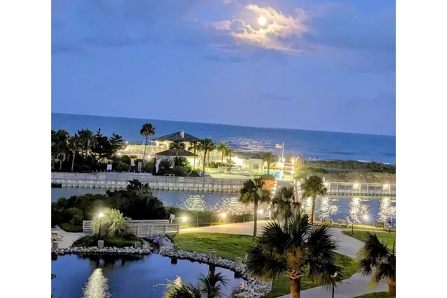 $288,500 | 415 Ocean Creek Drive, Unit 2150, Myrtle Beach, SC 29572