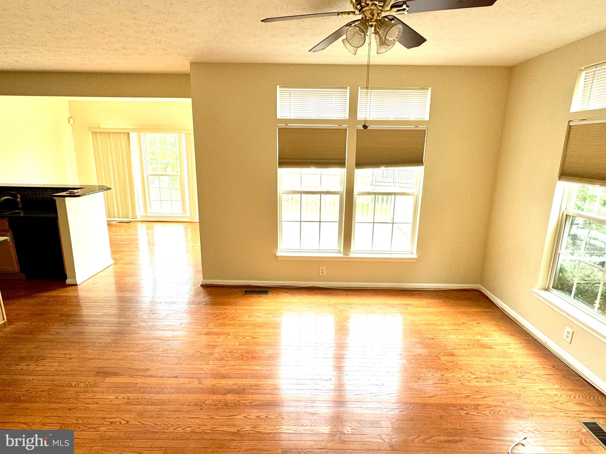 2429 Knapps Way Odenton, MD 21113 - Photo 6 of 27 Family Room