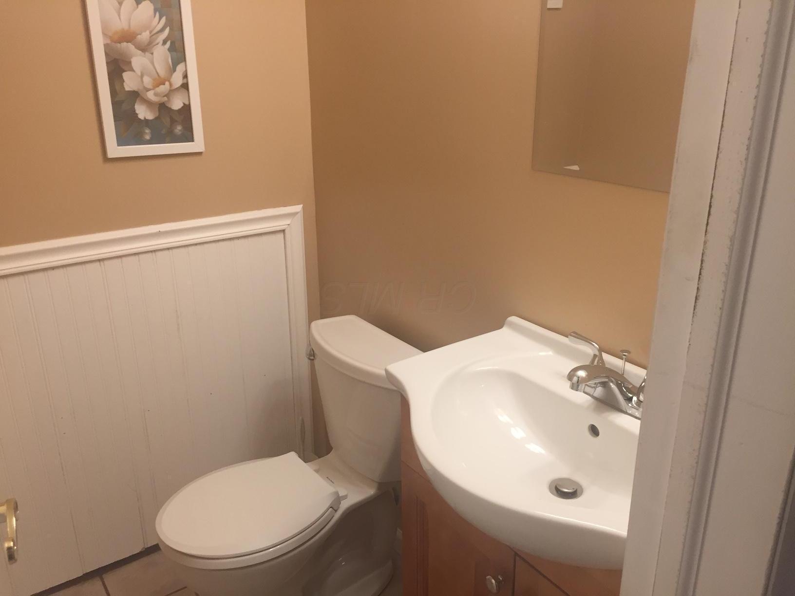 2039 Wolverhampton Road Powell, OH 43065 - Photo 14 of 33 Gallery Image 14