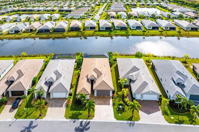 $929,100 | 11909 Southwest Coral Cove Parkway, Port St. Lucie, FL 34987