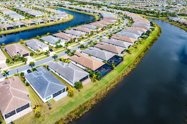 $929,100 | 11909 Southwest Coral Cove Parkway, Port St. Lucie, FL 34987