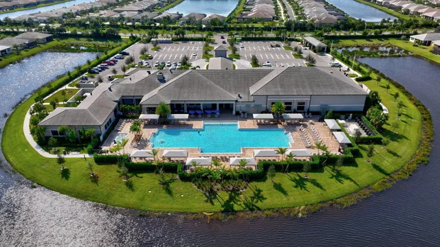 $929,100 | 11909 Southwest Coral Cove Parkway, Port St. Lucie, FL 34987