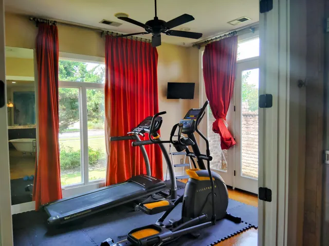 $1,395,000 | 120 Founders Lane, Memphis, TN 38103