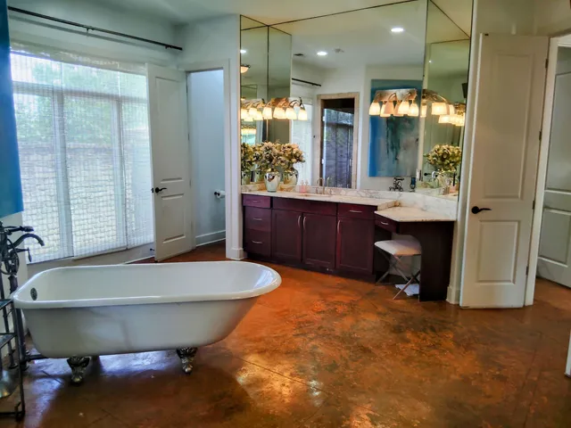 $1,395,000 | 120 Founders Lane, Memphis, TN 38103