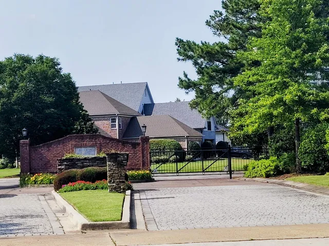 $1,395,000 | 120 Founders Lane, Memphis, TN 38103
