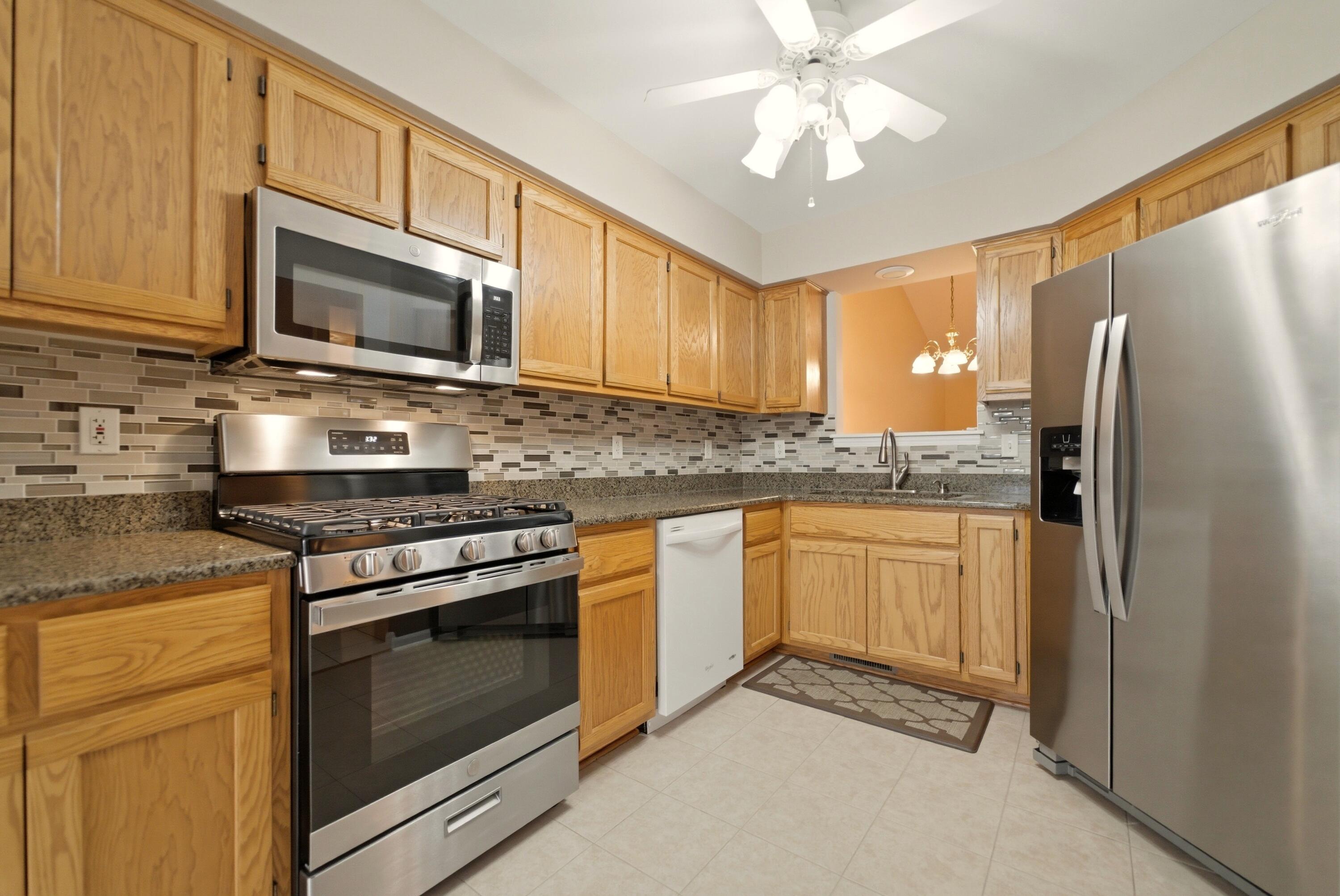 411 Pine Ridge Circle Lowell, IN 46356 - Photo 5 of 29 3000x2005
