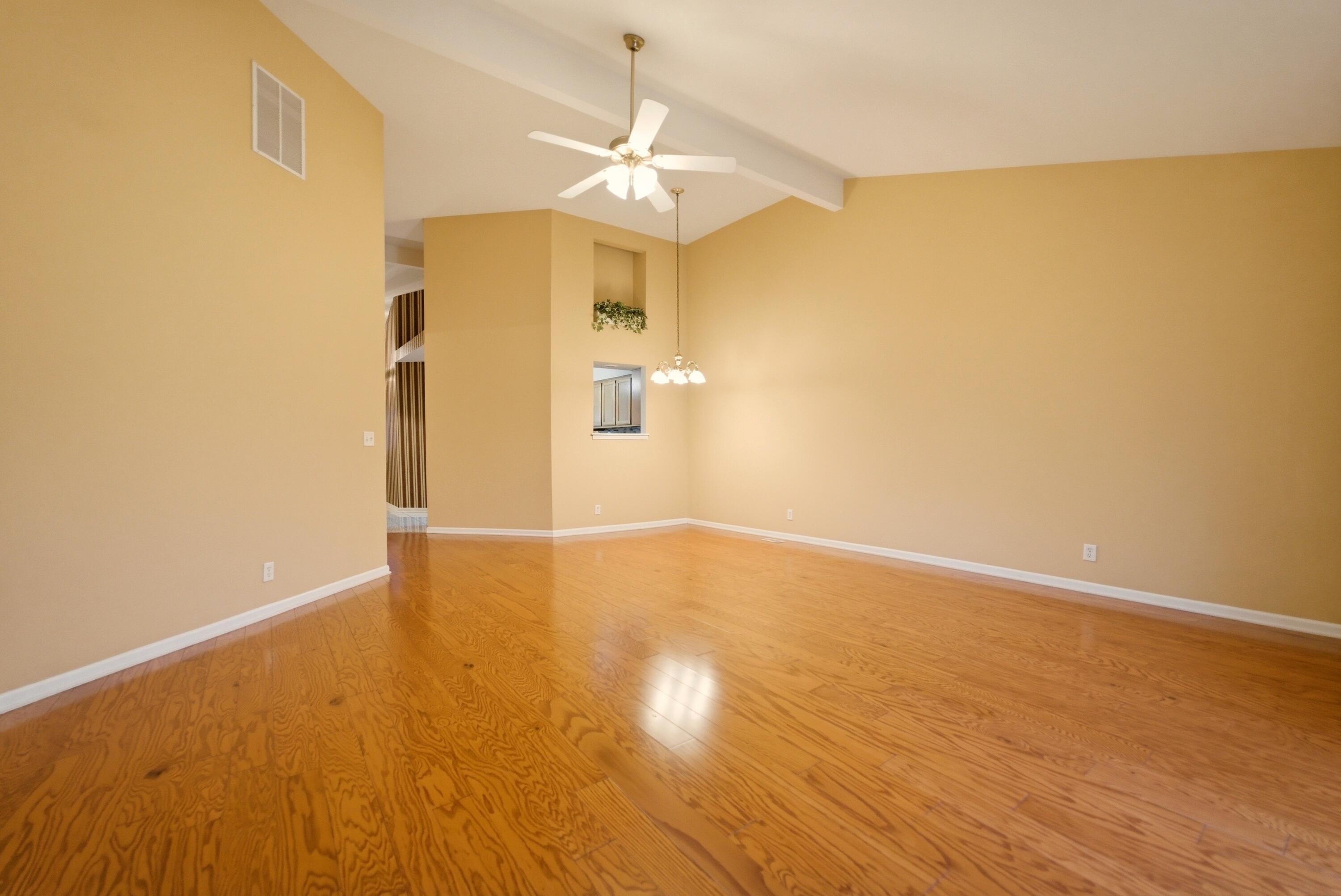 411 Pine Ridge Circle Lowell, IN 46356 - Photo 10 of 29 3000x2005
