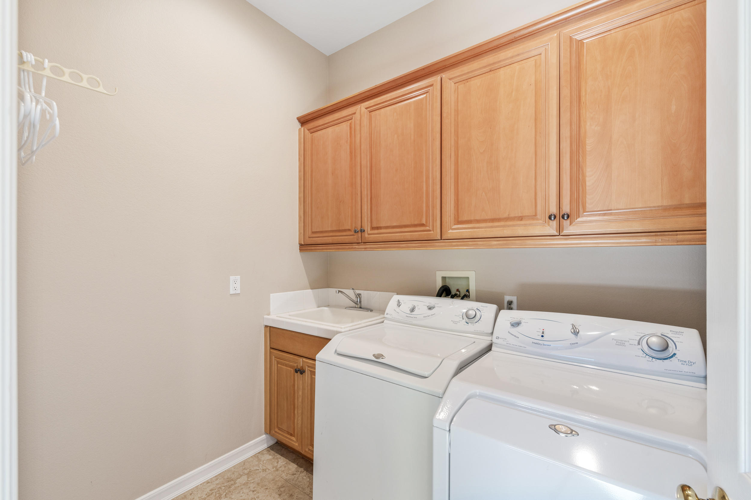 360 Loch Lomond Road Rancho Mirage, CA 92270 - Photo 11 of 76 068A3096