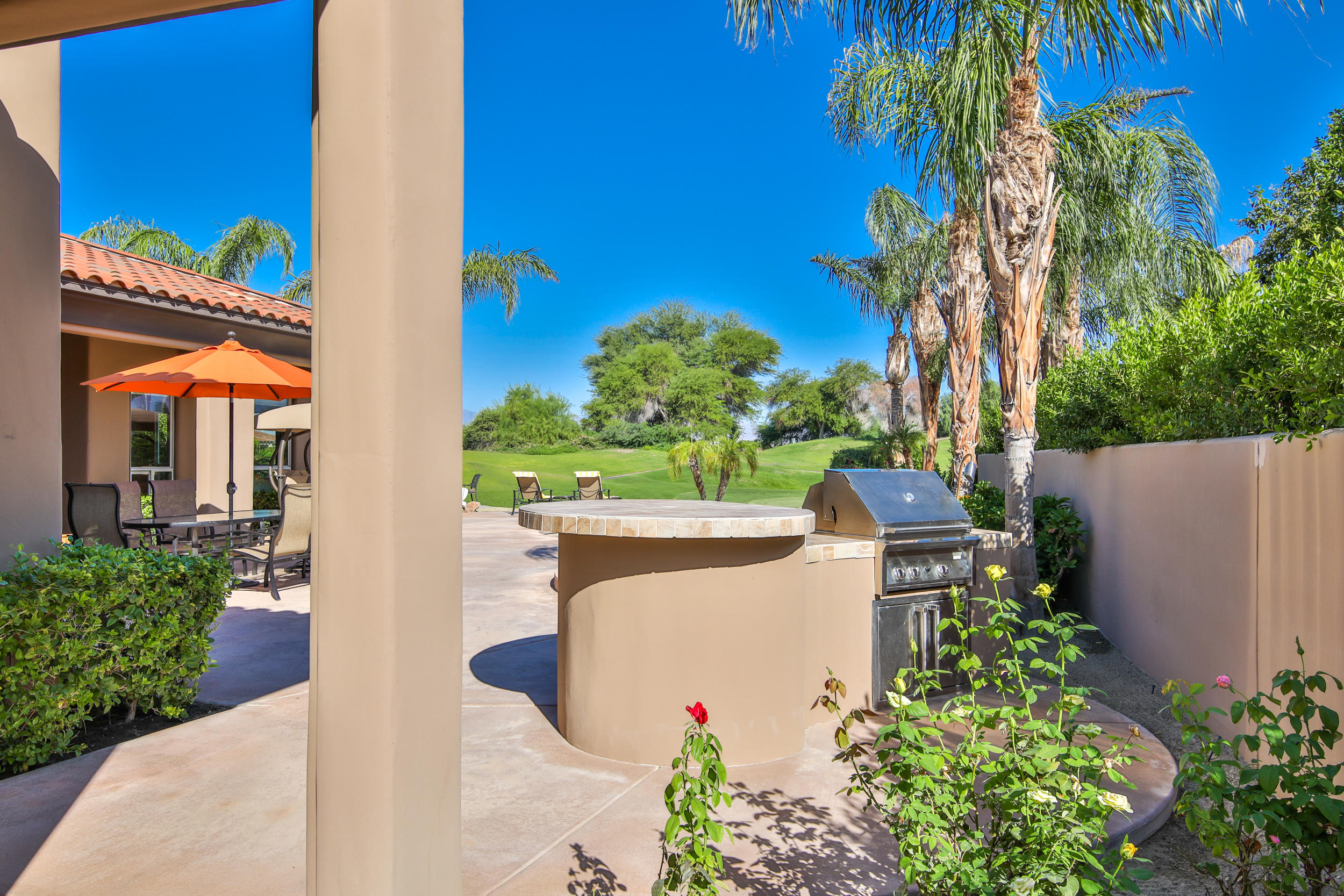 360 Loch Lomond Road Rancho Mirage, CA 92270 - Photo 32 of 76 an outdoor space with plants