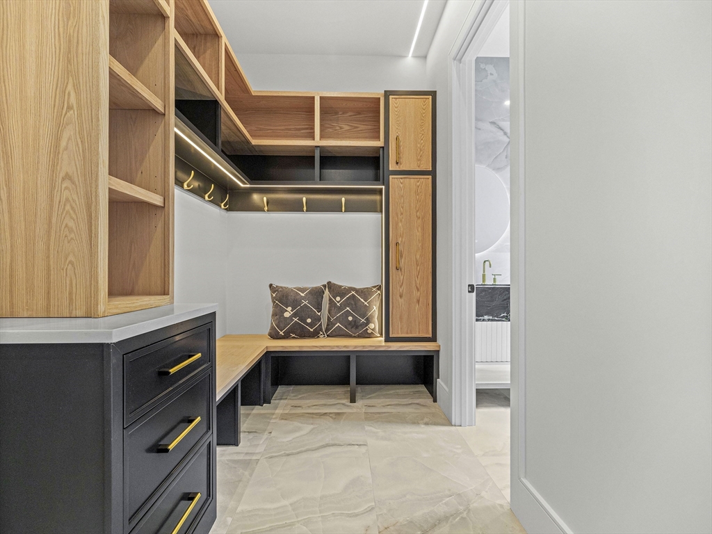 280 Greendale Avenue Needham, MA 02494 - Photo 19 of 41