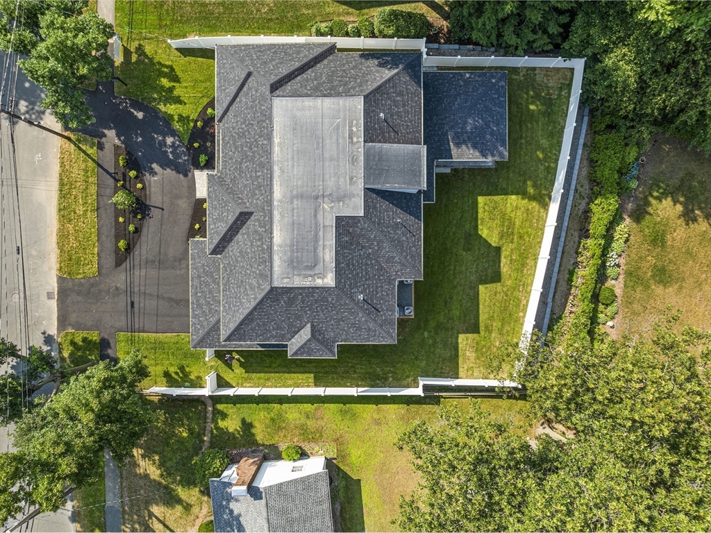 280 Greendale Avenue Needham, MA 02494 - Photo 6 of 41