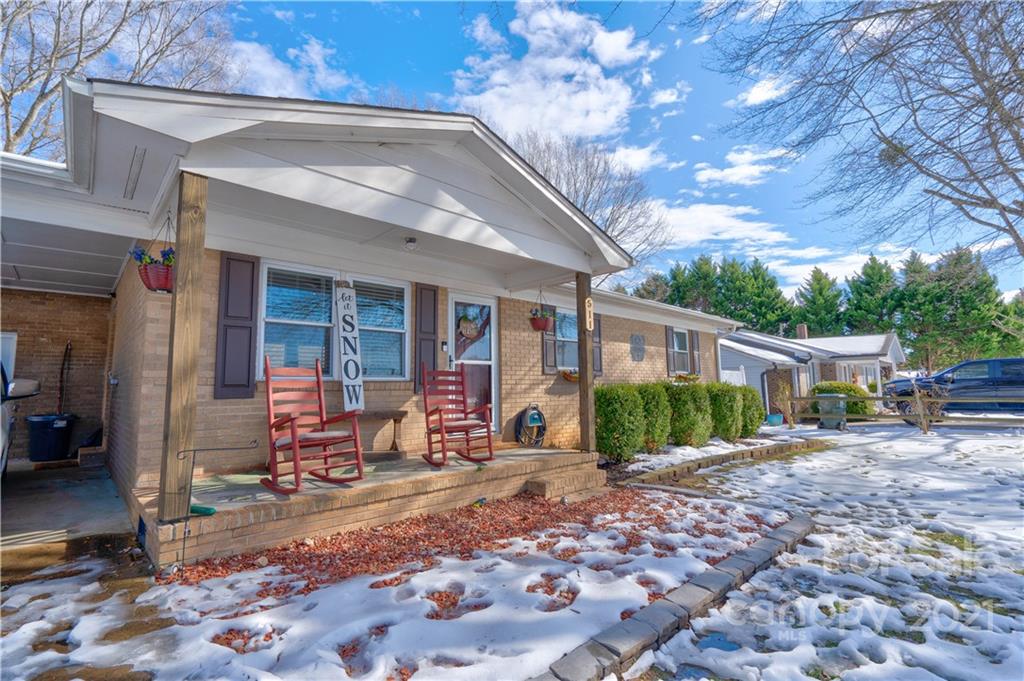 511 J C Dellinger Road Cherryville, NC 28021 - Photo 2 of 18 Gallery Image 2