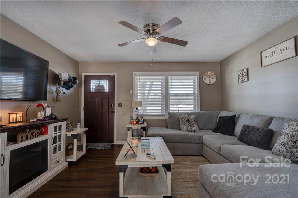 511 J C Dellinger Road Cherryville, NC 28021 - Photo 3 of 18 Gallery Image 3