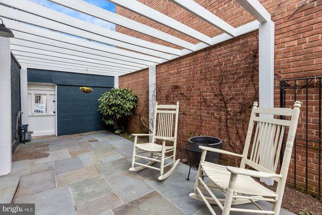 $1,150,000 | 651 E Street Southeast, Washington, DC 20003