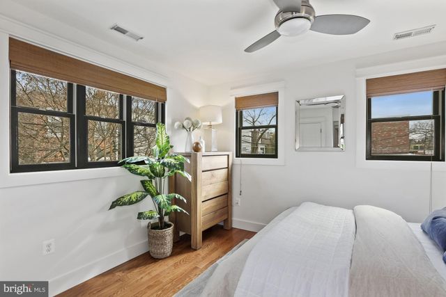 $1,150,000 | 651 E Street Southeast, Washington, DC 20003