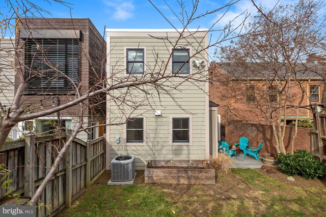 $1,150,000 | 651 E Street Southeast, Washington, DC 20003