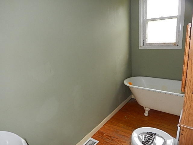 9816 Bellevue Road Battle Creek, MI 49014 - Photo 6 of 7 007