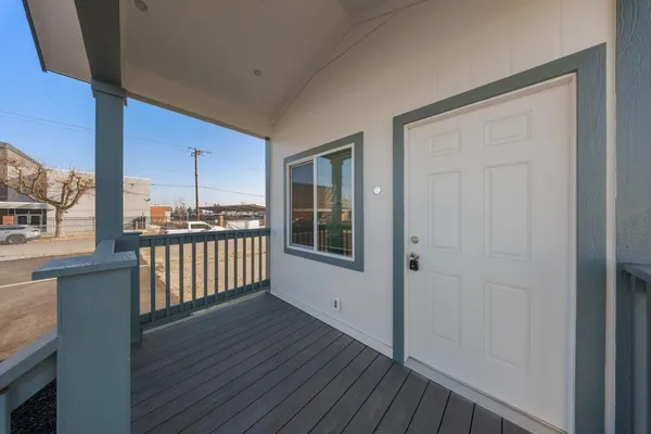 $84,950 | 317 Moffat Boulevard, Unit 14, Manteca, CA 95336