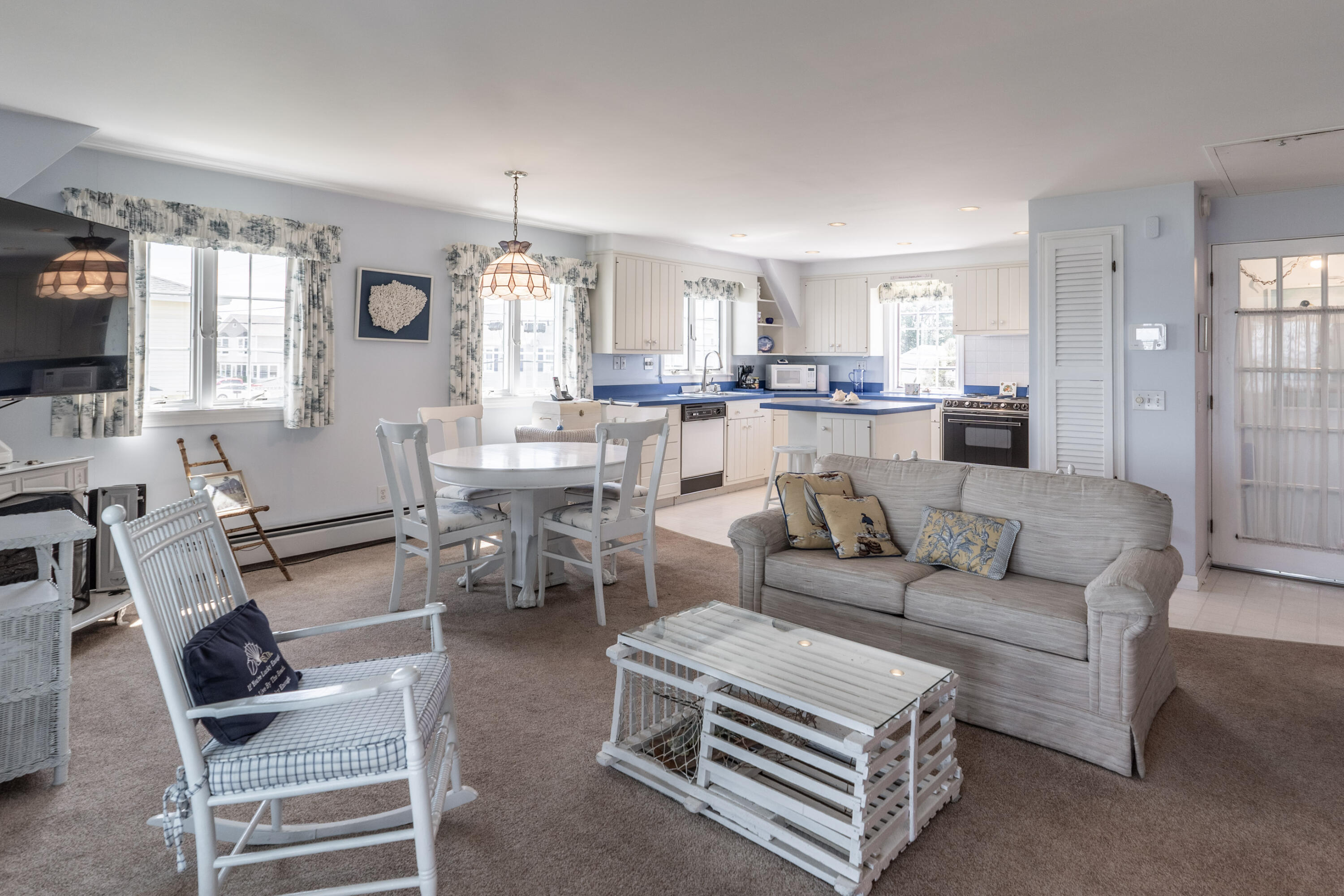 99 Hills Beach Road Biddeford, ME 04005 - Photo 14 of 39 10-99-Interiors-21