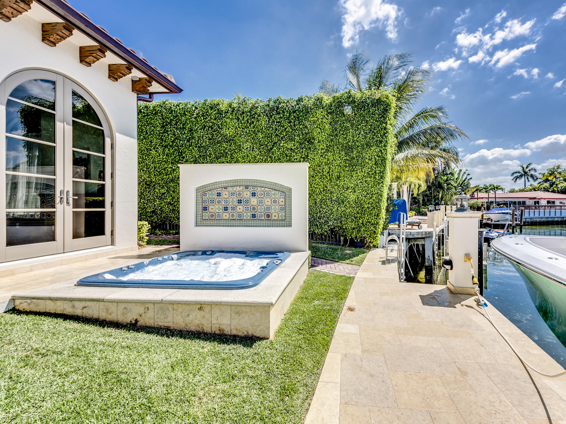 787 Marble Way Boca Raton, FL 33432 - Photo 33 of 45 033_Hot Tubbing.jpg