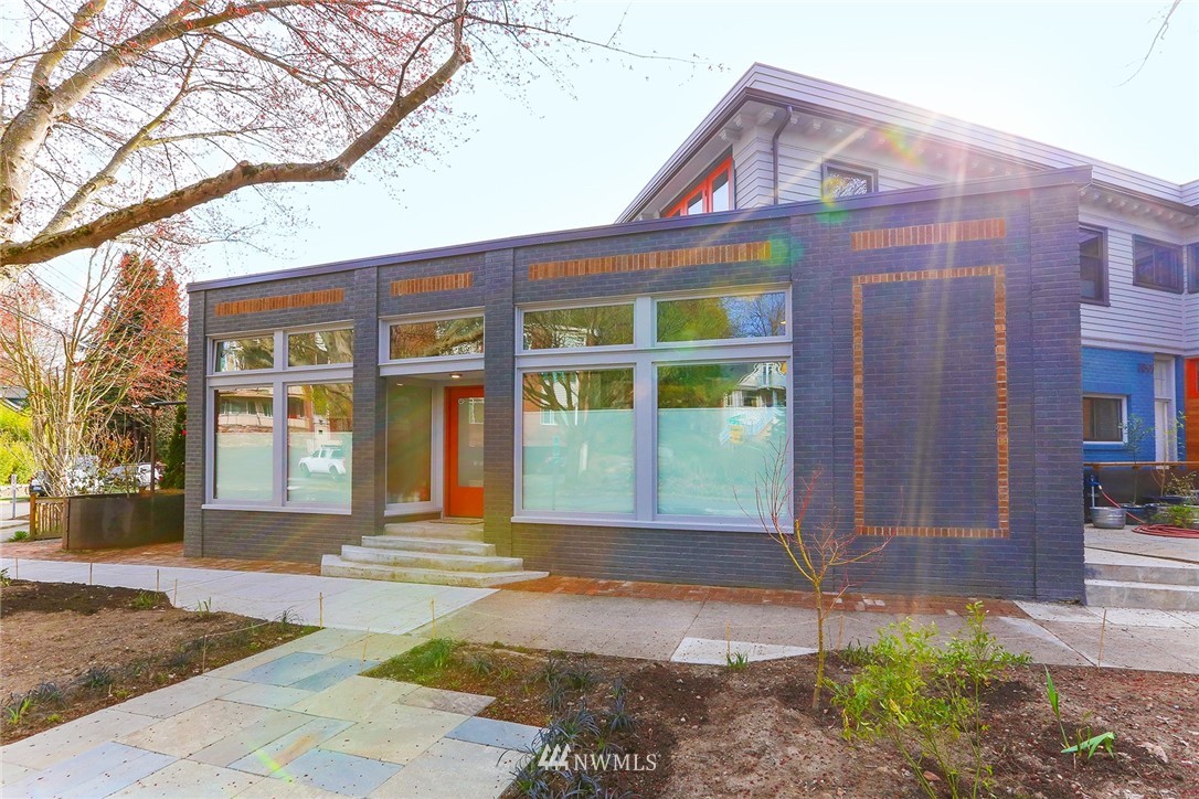 3301 York Road South, Unit 4 Seattle, WA 98144 - Photo 3 of 9 Gallery Image 3