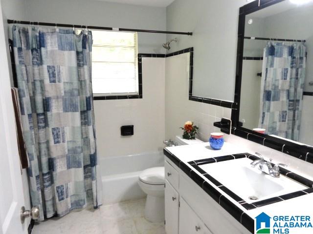734 Portercrest Road Graysville, AL 35073 - Photo 11 of 34