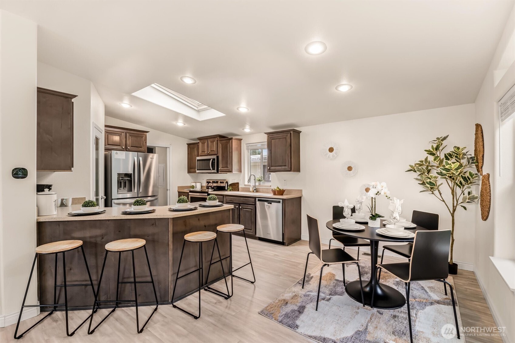 1725 242nd Street Southeast, Unit 210 Bothell, WA 98021 - Photo 12 of 38