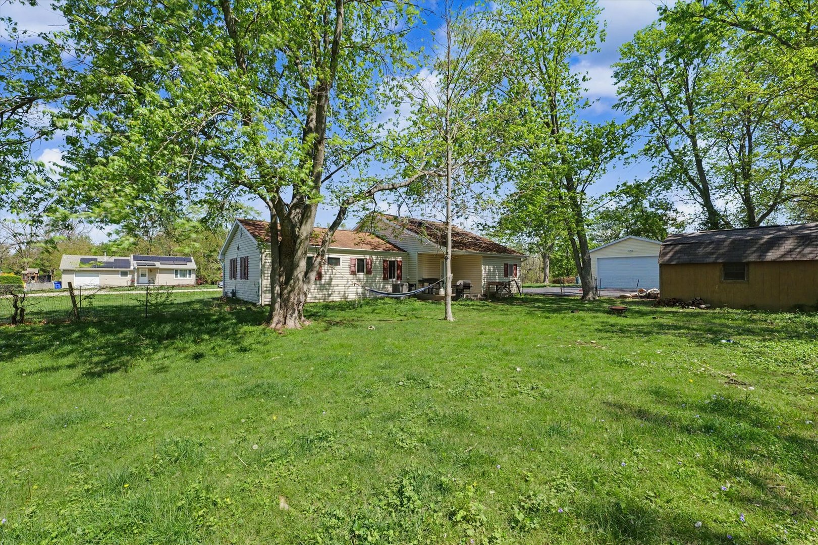 5555 Thrush Avenue Decatur, IL 62521 - Photo 19 of 20