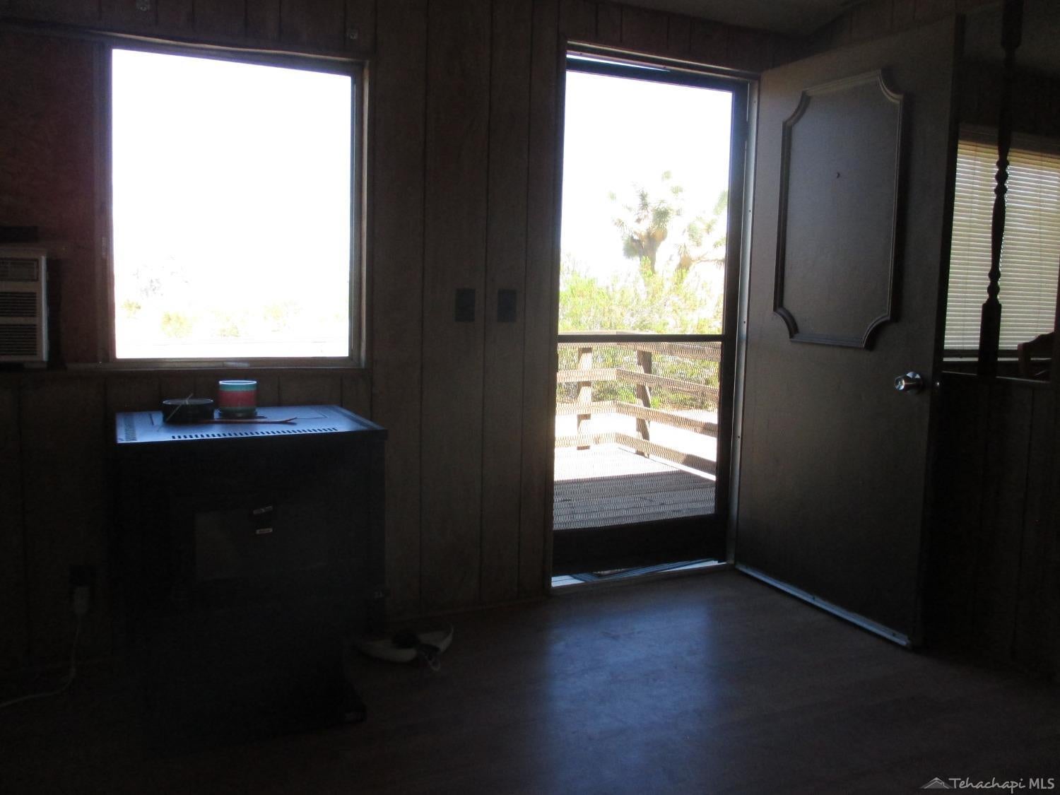 4870 Montiverde Road Mojave, CA 93501 - Photo 3 of 14 Gallery Image 3