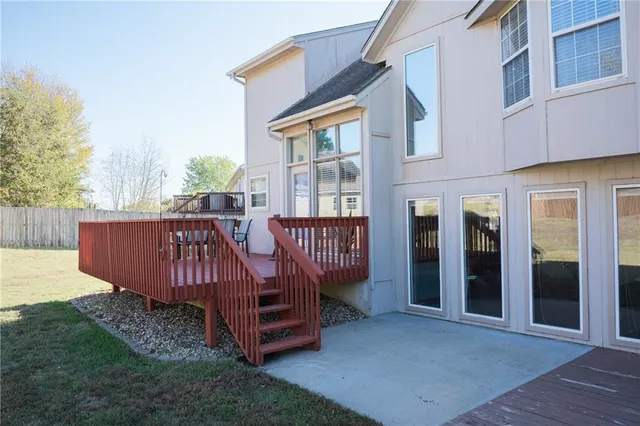 $330,000 | 1303 Kimberly Drive, Warrensburg, MO 64093