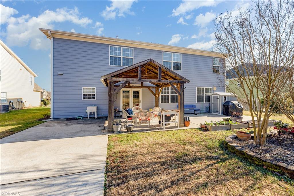 2304 Rockland Circle High Point, NC 27265 - Photo 39 of 50