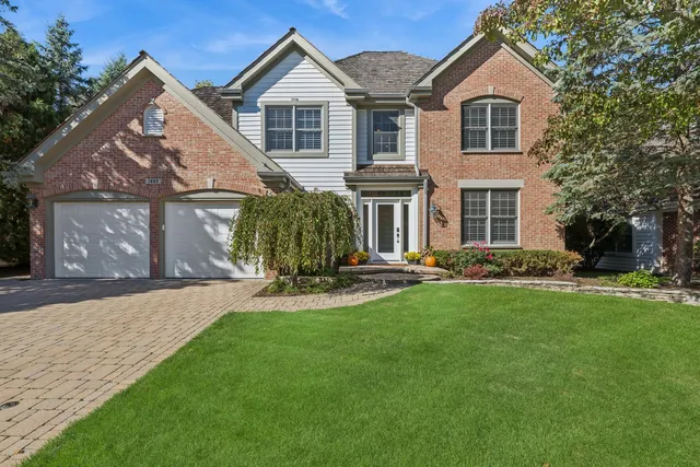 $995,000 | 1802 Princeton Court, Lake Forest, IL 60045
