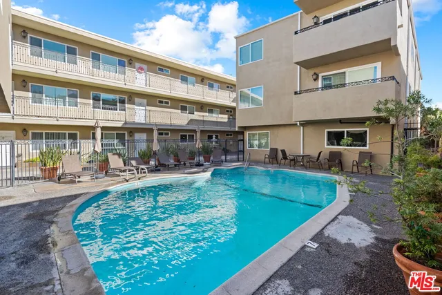 $3,295 | 11646 Chenault Street, Unit 2, Los Angeles, CA 90049