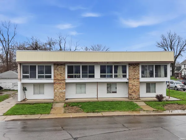 $574,900 | 1821 East Pontiac Street, Fort Wayne, IN 46803