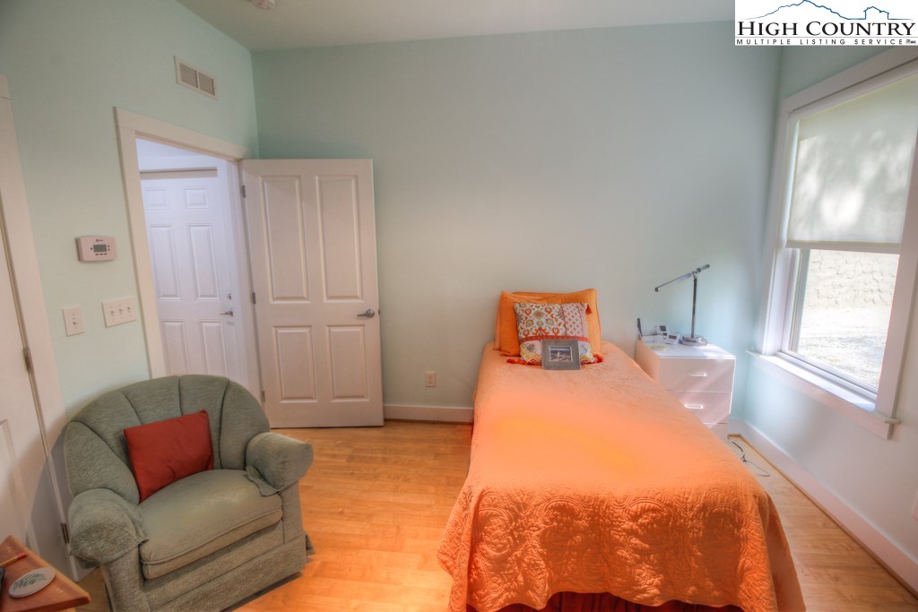 386 Fox Cove Road South Boone, NC 28607 - Photo 13 of 24 Gallery Image 13