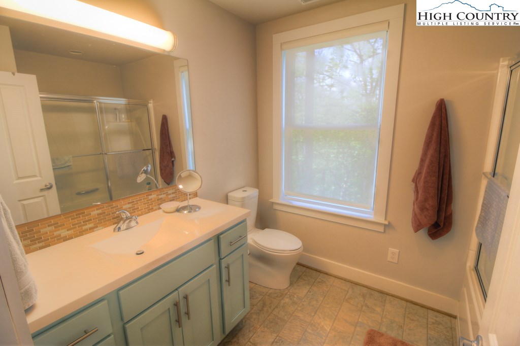 386 Fox Cove Road South Boone, NC 28607 - Photo 14 of 24 Gallery Image 14