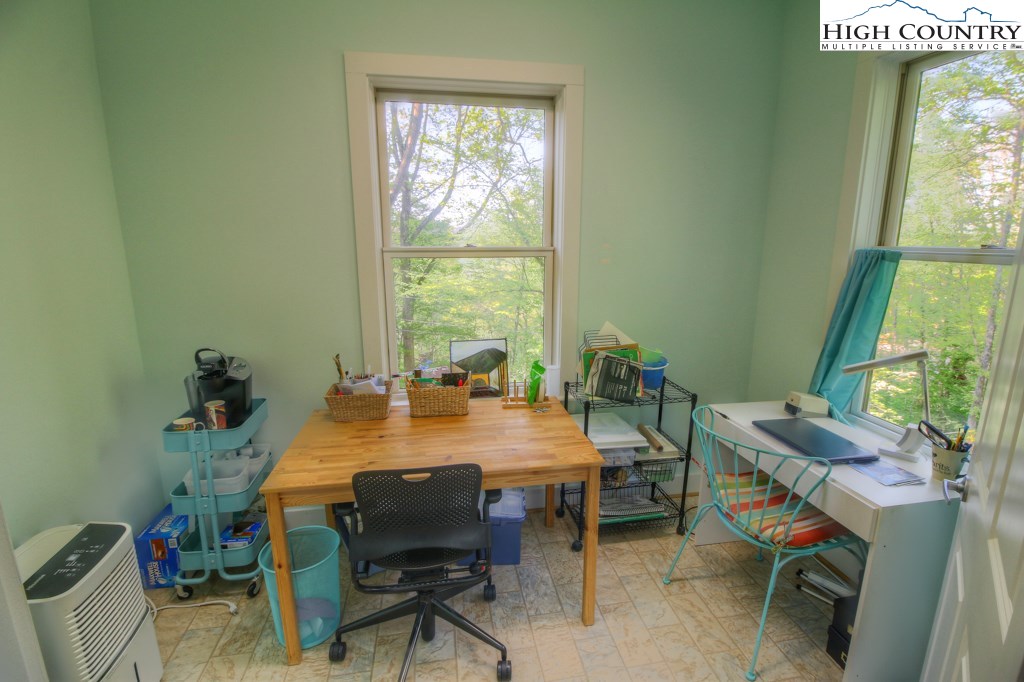 386 Fox Cove Road South Boone, NC 28607 - Photo 15 of 24 Gallery Image 15