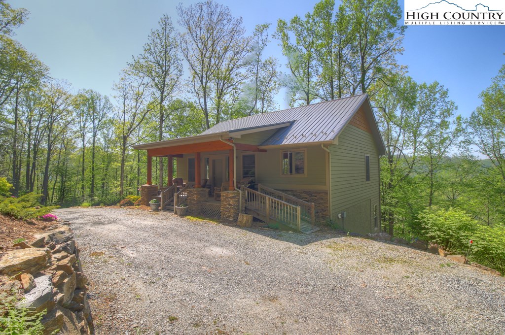 386 Fox Cove Road South Boone, NC 28607 - Photo 22 of 24 Gallery Image 22
