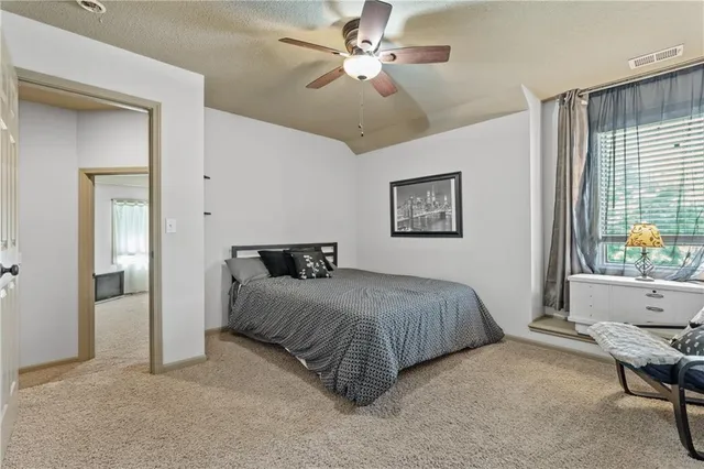 $585,000 | 10013 Northwest Crooked Road, Parkville, MO 64152