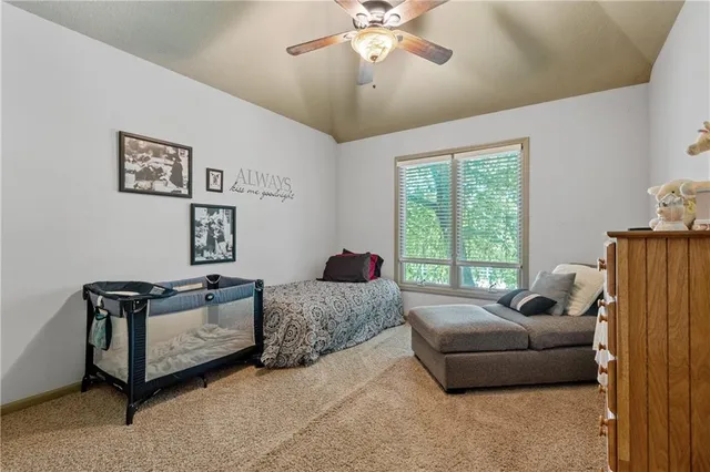 $585,000 | 10013 Northwest Crooked Road, Parkville, MO 64152